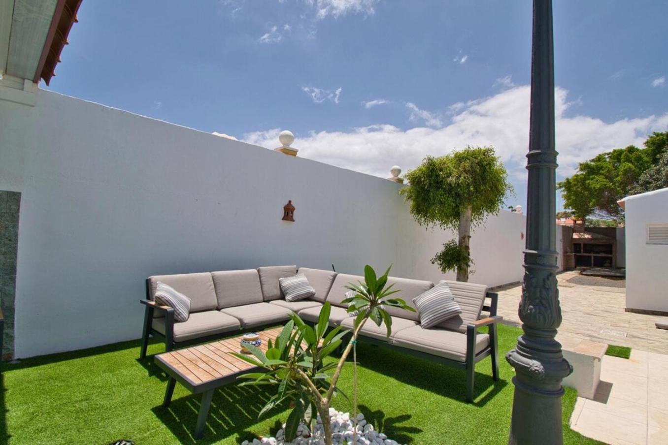 Alamos Park-Stunning Villa In Huge Private Grounds San Miguel de Abona Exterior foto